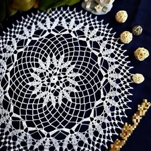 رومیزی قلاببافی کتان ترک - قطر حدود40 قابل اجرا در رنگ دلخواه