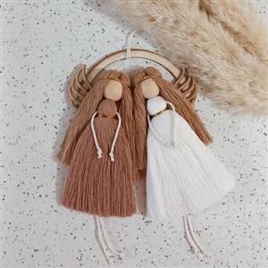 فرشته مکرومه با حلقه چوبی و بال چوبی