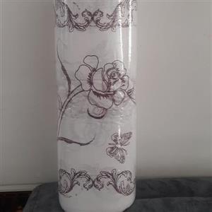 سفره یکبار مصرف 200گرمی با کیفیت در طرح های مختلف