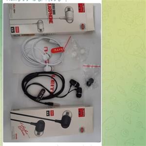 هندزفری لیتو رنگ سفید و مشکی دارای بالشتک اضافه