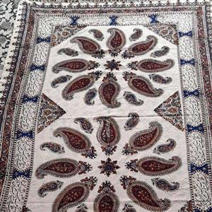 سفره ورومیزی قلمکاری سنتی سایز 200×120سانت.