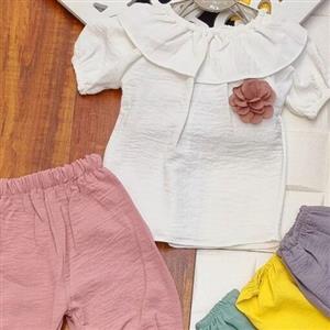 ست دخترانه.بلوز شلوارک.شومیز شلوار جنس ابرو بادی سایز 35..40..45.. شومیز سفید شلوار رنگی دو رنگ توسی و گلبهی