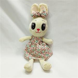 عروسک خرگوش چشم قلبی