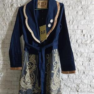 مانتو  دخترانه نخی و کارشده سایز لارج و ایمس لارج مشکی و سرمه ای