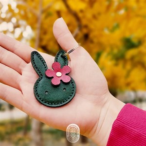 جاکلیدی چرمی دستدوز آلا مدل خرگوش