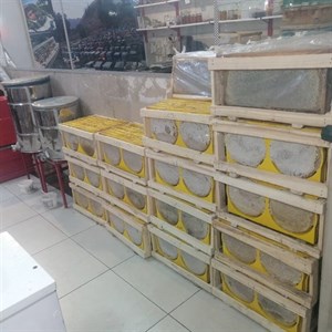 عسل چهل گیاه طبیعی(یک کیلو گرم)
