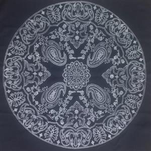 پته خام رومیزی سورمه ای گرد و سایز یک متری و به همراه هشت رنگ سنتی نخ و سوزن 