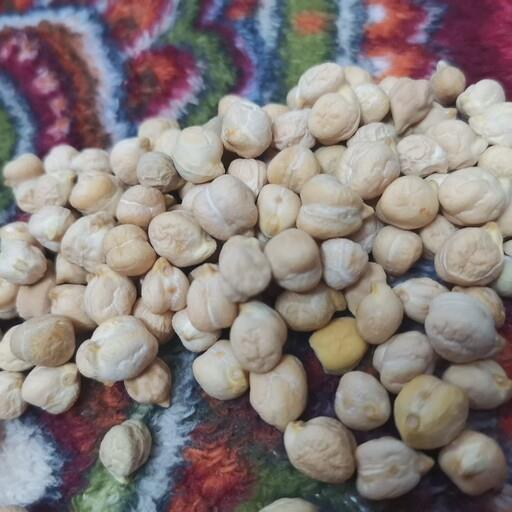 نخود فله ای