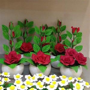 گلدان گل رز تک گل پر گلدان خاص و زیبا مناسب هدیه ودکوری