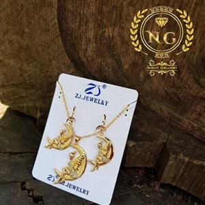 نیم ست ماه و فرشته