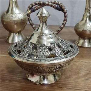 قندان تمام برنجی مدل مشبک ساخت هند با کیفیت بسیار بالا و سنگین با سطح کیفیتی درجه یک بسیار زیبا خاص مناسب استفاده دائم