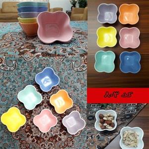 پیاله کوچک طرح گلی، 6 عددی، رنگ سفید و پاستیلی