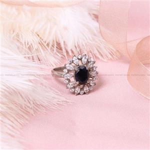 انگشتر یاقوت کبود زنانه کد 8526