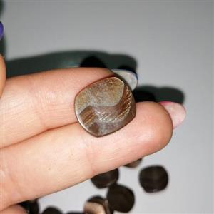 دکمه لباس کوچک رنگ قهوه ای رگه اکلیلی بسته 10 عددی