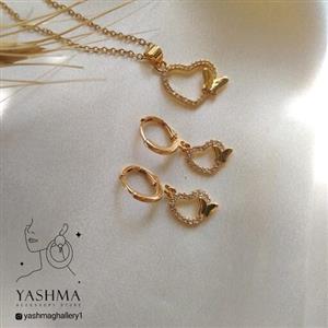 نیم ست طلایی نگین دار