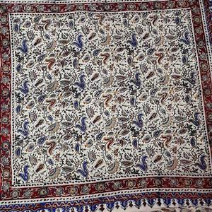 سفره ورومیزی قلمکاری سنتی. 