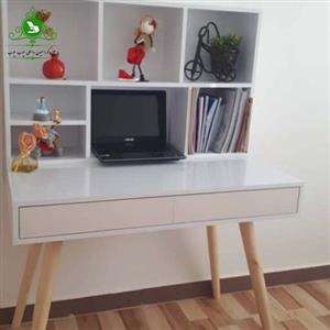 میز تحریر مدل کلاسیک شلف دار دو طبقه (ارسال پس کرایه)