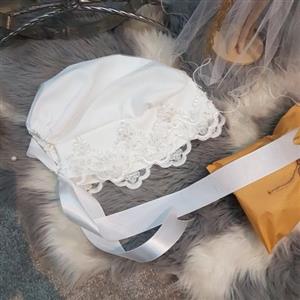 توربان عروس مناسب برای عقد و عروسی و جشن های فرمالیته جنس کرب مازراتی و تور و دانتل برای داشتن دنباله 60 تومان اضافه میش