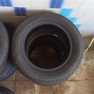 لاستیک بارز  تاریخ 2023 مناسب سمند و پژو رینگ اسپرت فابریک پارس elx ارسال با باربری و هزینه ارسال به عهده مشتری میباشد.