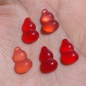 نگین سنگ جید سرخ تراش فانتزی صد در صد طبیعی