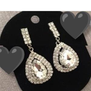 گوشواره اشک نگین کریستال براق مجلسی