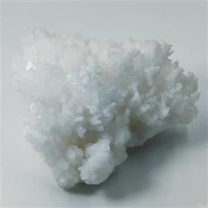 کلاستر بلور های نمک سفید معدنی طبیعی 