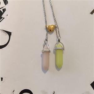 گردنبند جفتی مگنتی سنگ دلربا.هدیه ای جذاب به عشقتون.سنگ دارای روشنایی در شب