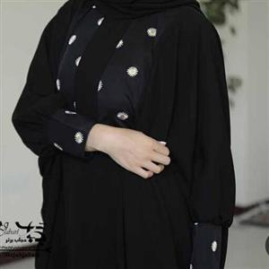 مانتو عبایی کارشده با تور بابونه