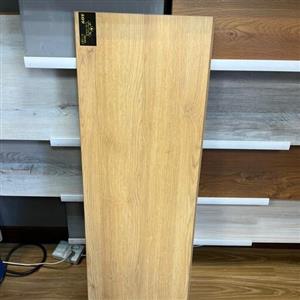 لمینت پارکت لوکس وود Luxe wood کد 809