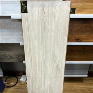 لمینت پارکت لوکس وود Luxe wood کد 807
