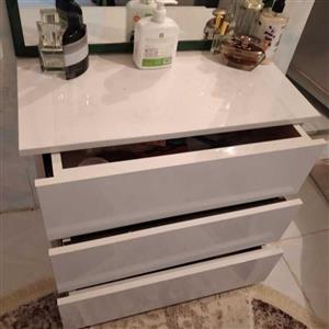 دراور سه کشو