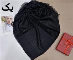 روسری نخی مشکی لمه دار