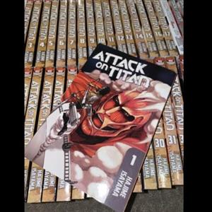 مانگا attack on titan حمله به تایتان از جلد 1تا34 