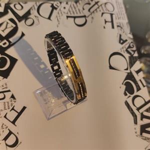 دستبند مردانه ROLEX استیل .رنگ ثابت و فوق العاده با کیفیت 