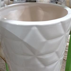 گلدان سرامیک سفید