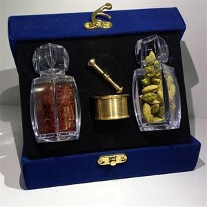 پک هدیه یک گرم زعفران وشش گرم هل به همراه هاون کوچک