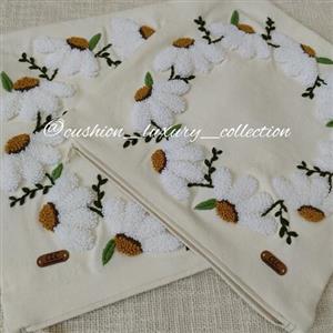کاور کوسن پانچ دوزی طرح بابونه