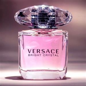 عطر ادکلن ورساچه صورتی برایت کریستال Versace bright حجم 100 میل رایحه ملایم و شیرین