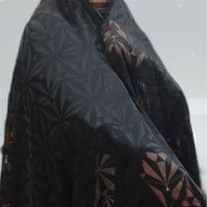 پارچه ی چادر مشکی مجلسی طرح دار