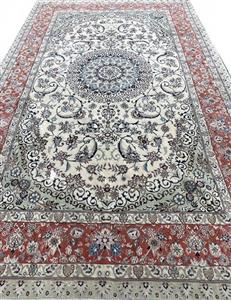 فرش دستبافت نایین إیران (٦ متری طرح ترنج)