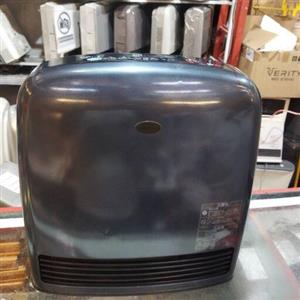 بخاری گازی برقی ژاپنی قدرت 3500دارای تسویه هوا و یون ساز صفر
