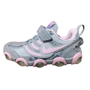 کتونی کفش بچه گانه نوزادی چراغ دار مارک بی کی جی BKG اورجینال 2688