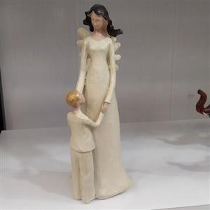 مجسمه فرشته ویلوتری مادر و پسر