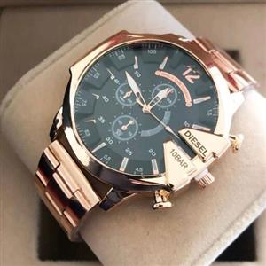 ساعت مچی مردانه  دیزل شاخدار رز صفحه مشکی