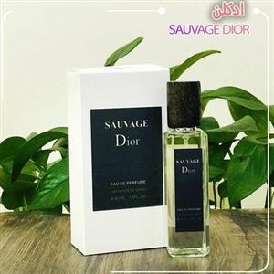 عطر ساواج دیور دارای سیب سلامت حجم 40 میل مناسب 4 فصل