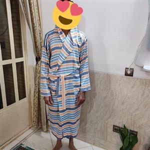حوله تن پوش  نخی کلاهدار بزرگسال قد 160 س