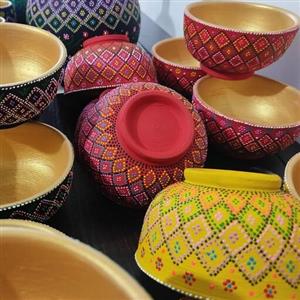 کاسه نقطه کوبی شده