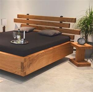 تخت چوبی (ساخته شده از  چوب گردو با پوشش روغن گیاهی مونوکوت)