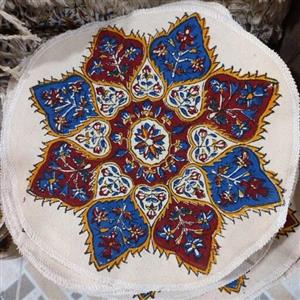 قلمکاری  رومیزی یا رو عسلی قلمکار اصفهانی 