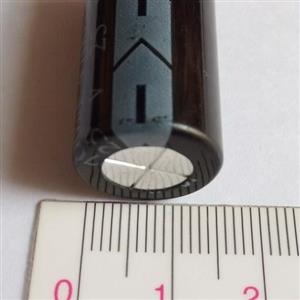 خازن الکترولیتی 4700UF-25V  باریک مارک KYS توان حرارتی 105 درجه اصل